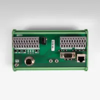 Adaptateur d’interfaces pour rail DIN