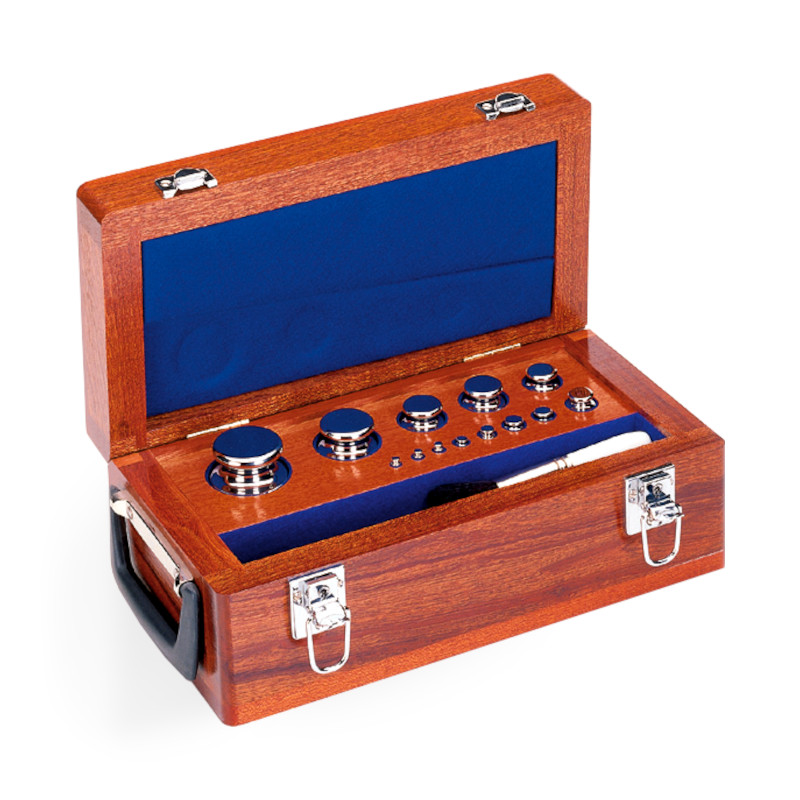 Cylindrique, ensemble (1 g - 1 kg), boîte en bois