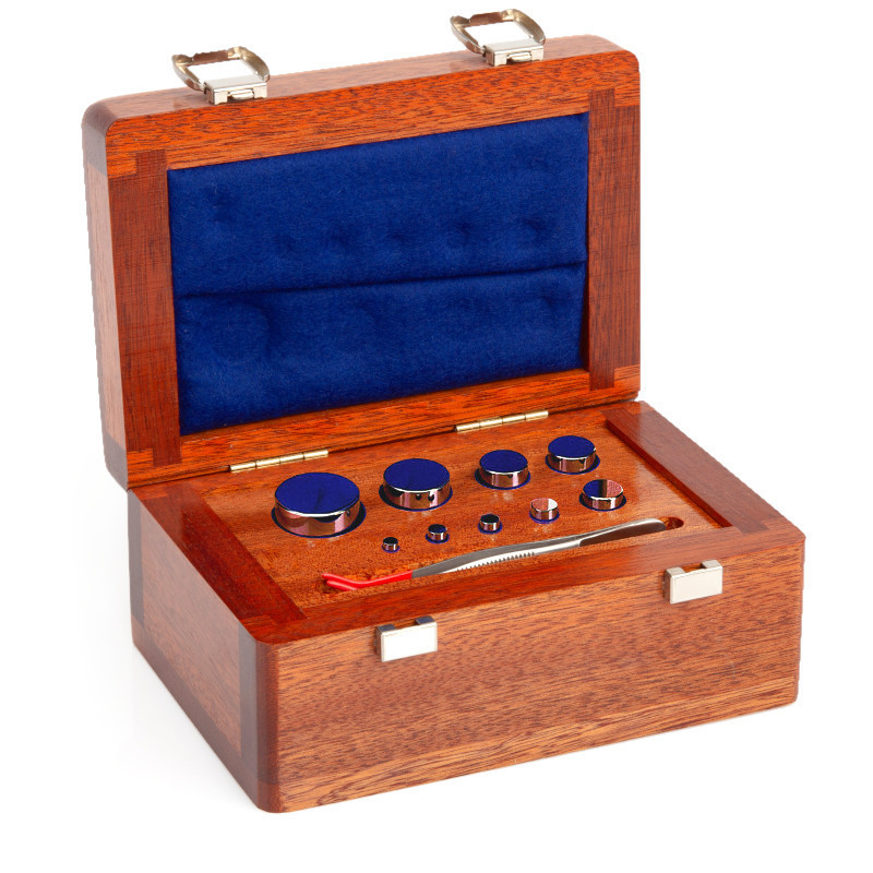 Cylindrique, ensemble (1 g - 100 g), boîte en bois