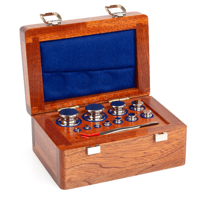 Cylindrique, ensemble (1 g - 200 g), boîte en bois