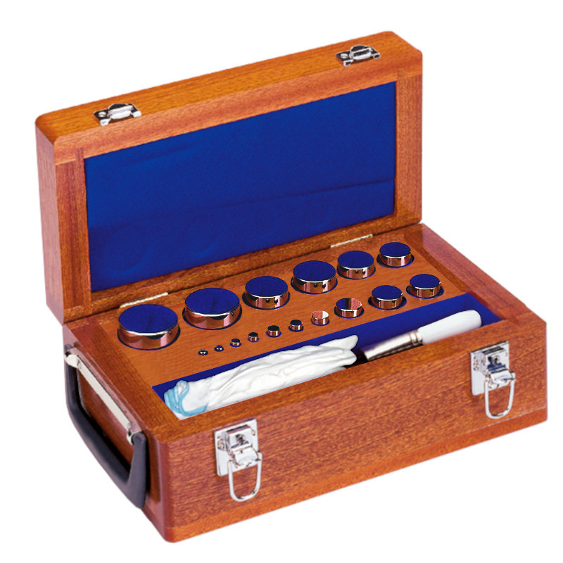Cylindrique, ensemble (1 g - 5 kg), boîte en bois